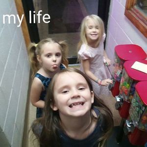 Meet your Posher, Andrea